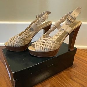 Lauren Ralph Lauren Fayre Natural Vachetta size 7 sandal